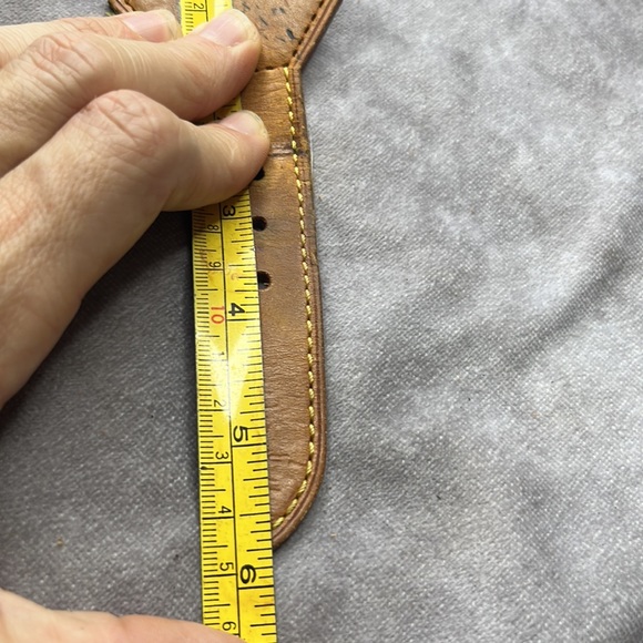 Louis Vuitton Montsouris Leather Vanchetta Buckle Piece n41 - Picture 5 of 7